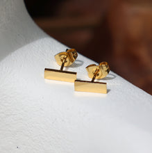 Load image into Gallery viewer, Oxeanne Classic Layering Stud Beach-Proof Earrings