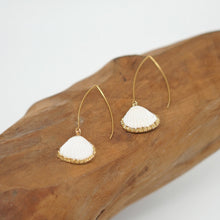 Load image into Gallery viewer, Classic Cascara Drop Earrings