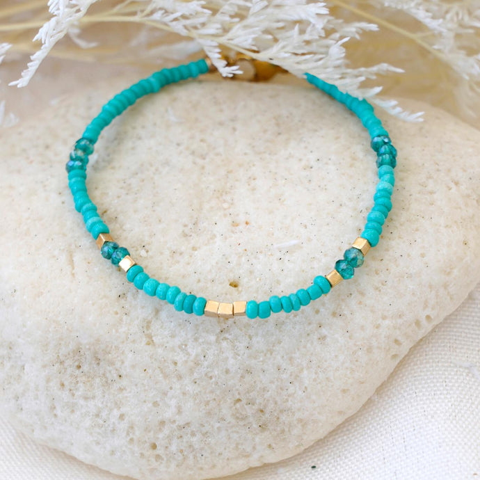 Turquoise & Gold Beads Bracelet