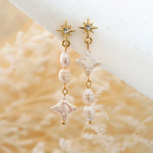 Load image into Gallery viewer, Haliya Star Pearl Earrings