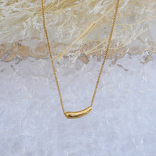 Load image into Gallery viewer, Golden Sea Slug Necklace