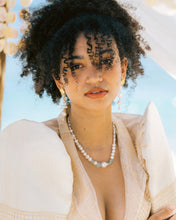 Load image into Gallery viewer, Galene Recycled Beach Glass Necklace With Baroque Pearl
