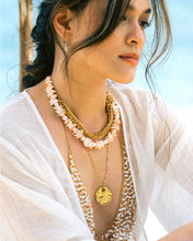 Load image into Gallery viewer, Nu Sunset Shells &amp; Pearls Necklace