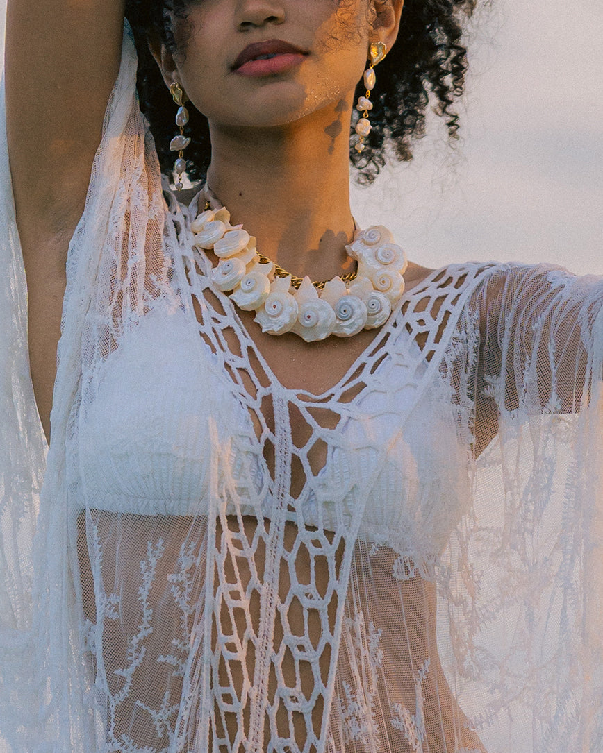 Momoke Moon Shell Necklace – ISLA.PH