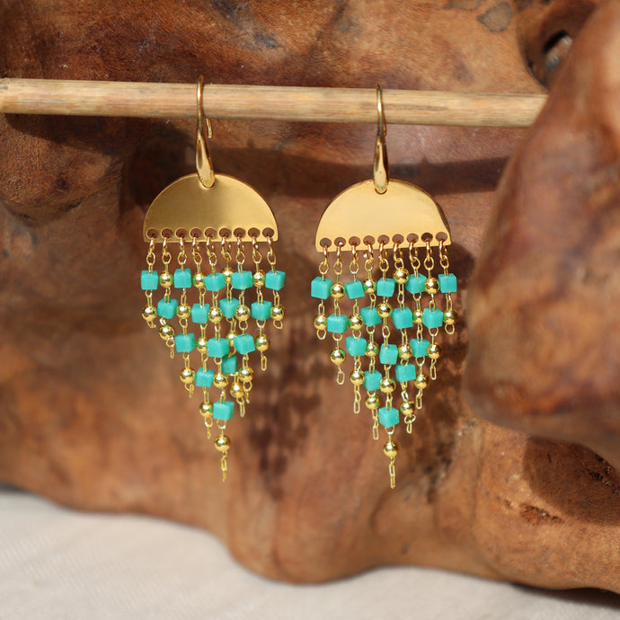 Isla Vida Turquoise Beads Earrings