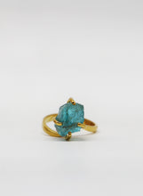Load image into Gallery viewer, Mar Raw Apatite Adjustable Ring, Gold Vermeil / Silver